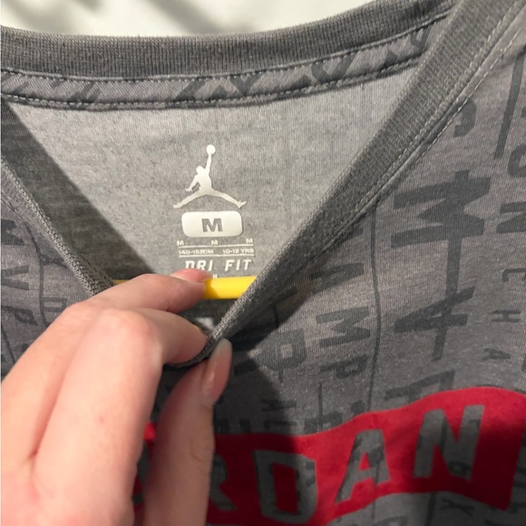 Jordan shirt - Picture 3 of 3